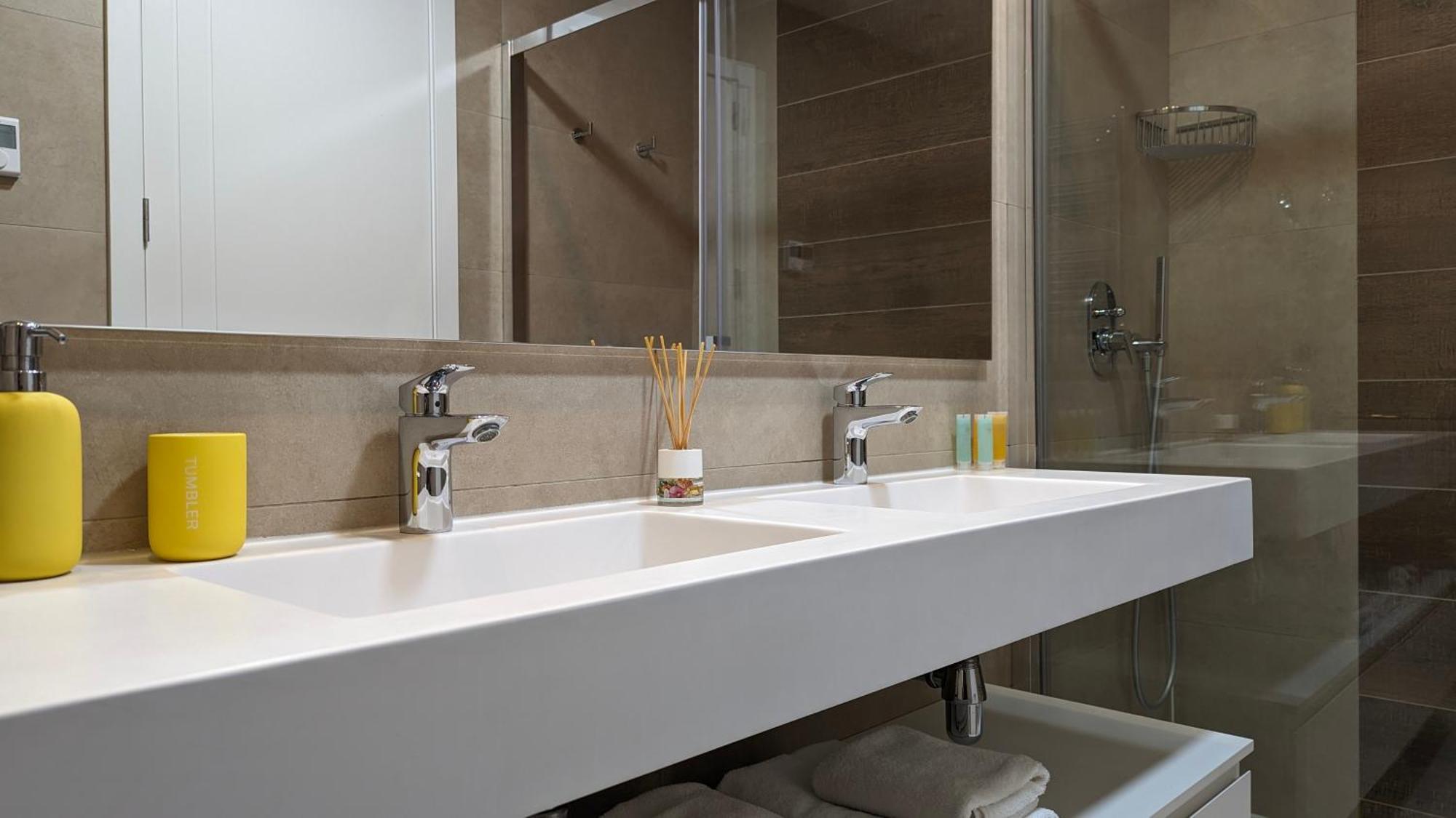 Sunset Waves Luxury Apartment Benidorm Bagian luar foto