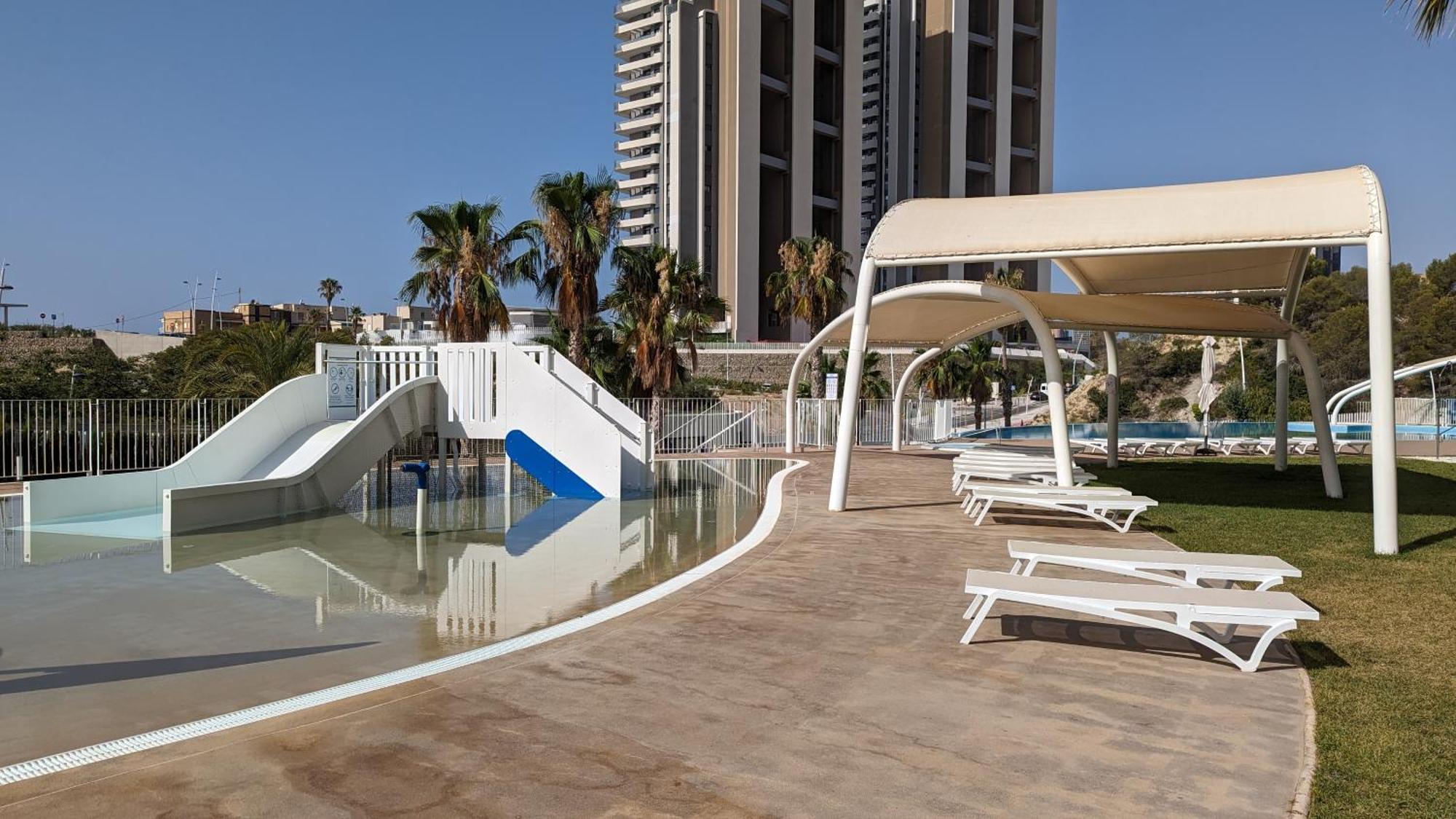 Sunset Waves Luxury Apartment Benidorm Bagian luar foto